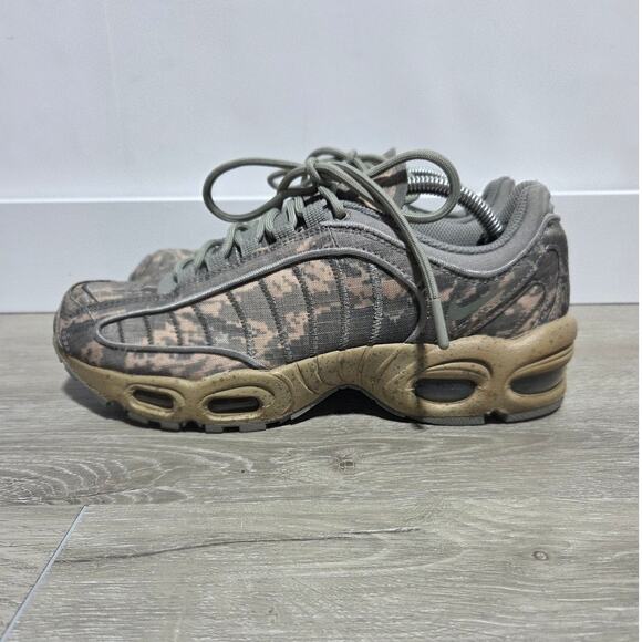 Nike Air Max Tailwind 4 SP \